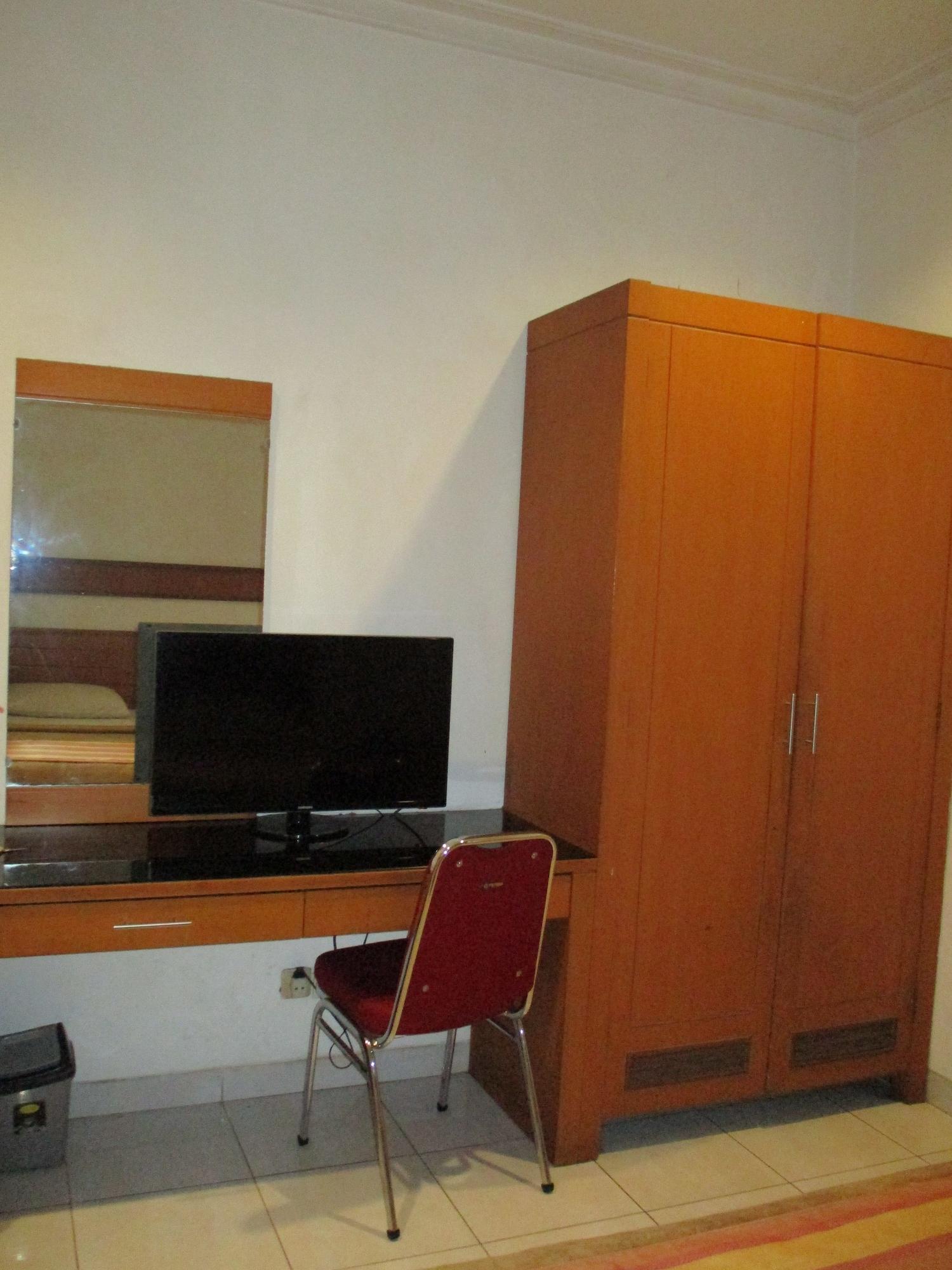 Hotel Caravan Tanah Abang Jakarta Exterior photo