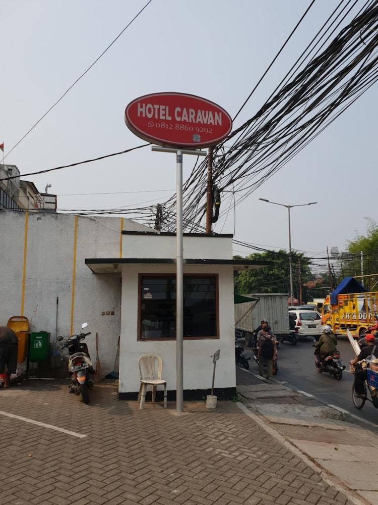 Hotel Caravan Tanah Abang Jakarta Exterior photo