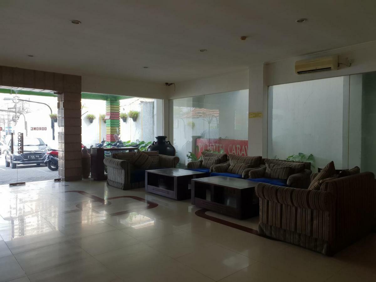 Hotel Caravan Tanah Abang Jakarta Exterior photo